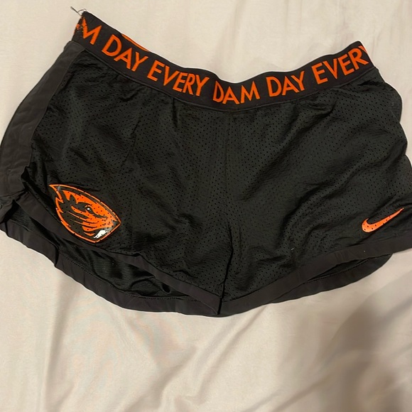 Nike running shorts - Picture 1 of 2